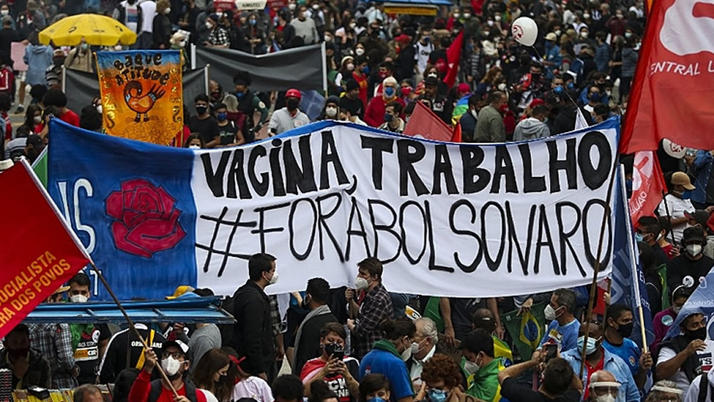 Bolsonaro promove o 7 de setembro mais vergonhoso da história do Brasil